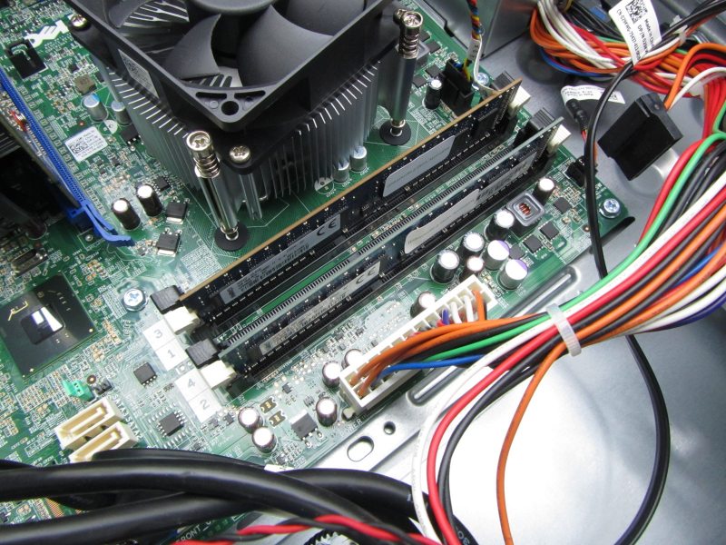 КОМПЮТЪР ЗА ИГРИ DELL С I5 2500 GTX1650 GDDR5 7